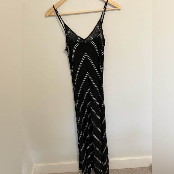 Loft Spring Break Ready Maxi Dress Geometric Pattern - Picture 3 of 7